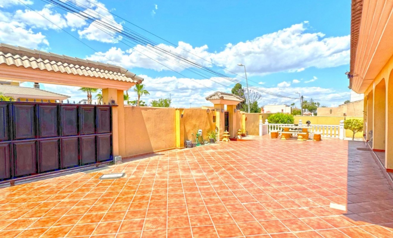 Revente - Detached villa - Torrevieja - Los Balcones - Los Altos del Edén