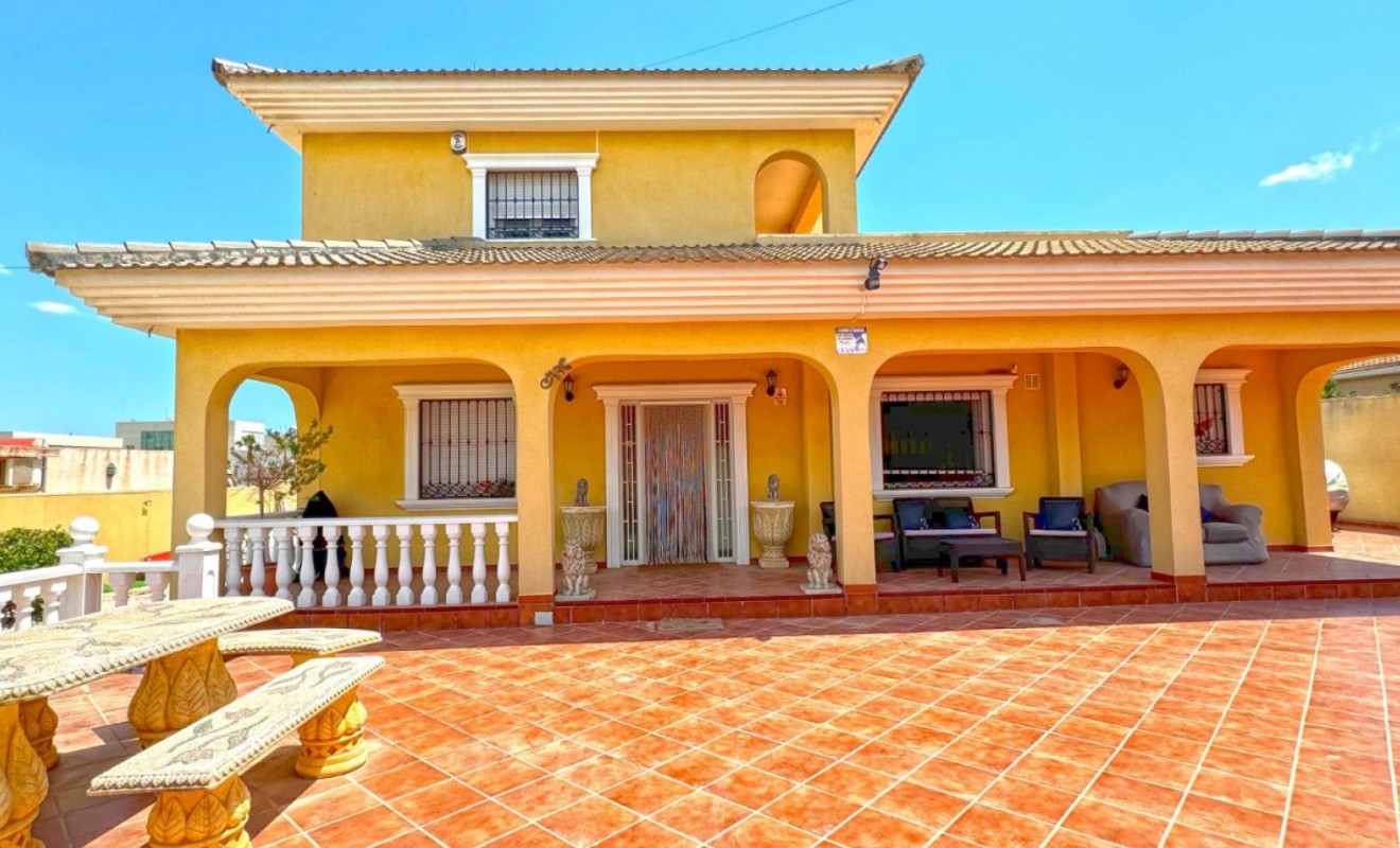 Revente - Detached villa - Torrevieja - Los Balcones - Los Altos del Edén
