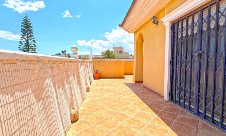 Revente - Detached villa - Torrevieja - Los Balcones - Los Altos del Edén