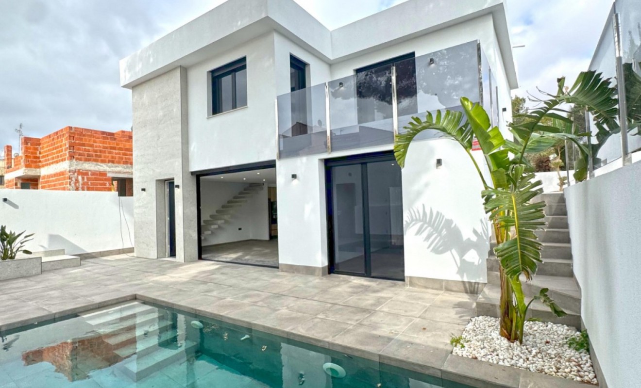 Sale - Detached villa - Torrevieja - Los Balcones - Los Altos del Edén