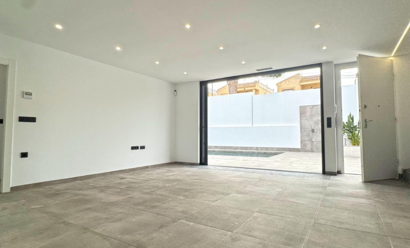 Sale - Detached villa - Torrevieja - Los Balcones - Los Altos del Edén