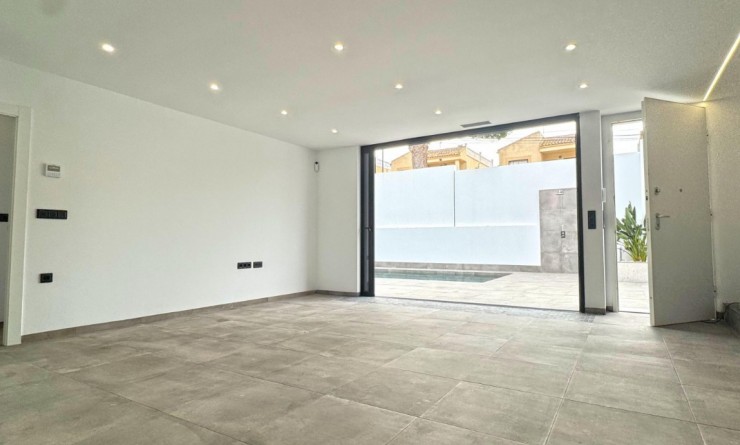 Sale - Detached villa - Torrevieja - Los Balcones - Los Altos del Edén