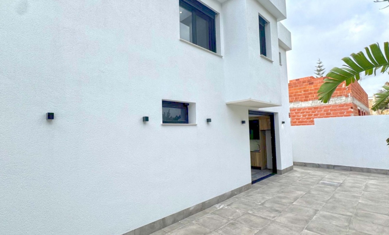 Sale - Detached villa - Torrevieja - Los Balcones - Los Altos del Edén