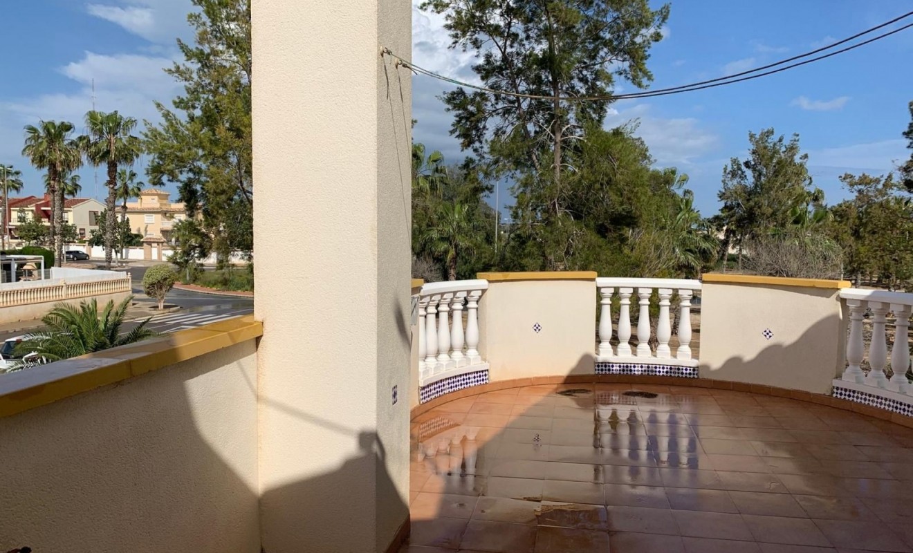 Sale - Detached House / Villa - Guardamar del Segura - Guardamar - El Raso