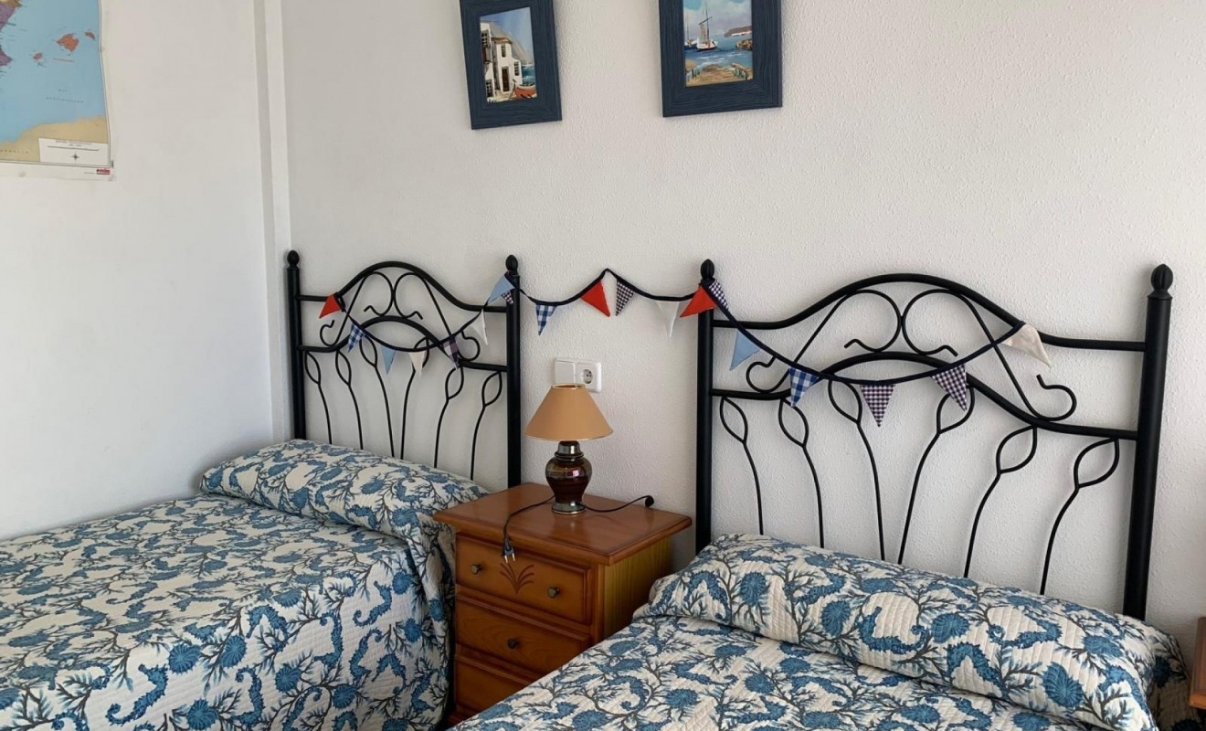 Sale - Detached House / Villa - Guardamar del Segura - Guardamar - El Raso