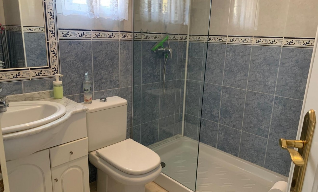 Sale - Detached House / Villa - Guardamar del Segura - Guardamar - El Raso