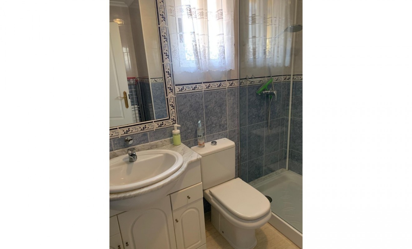 Sale - Detached House / Villa - Guardamar del Segura - Guardamar - El Raso