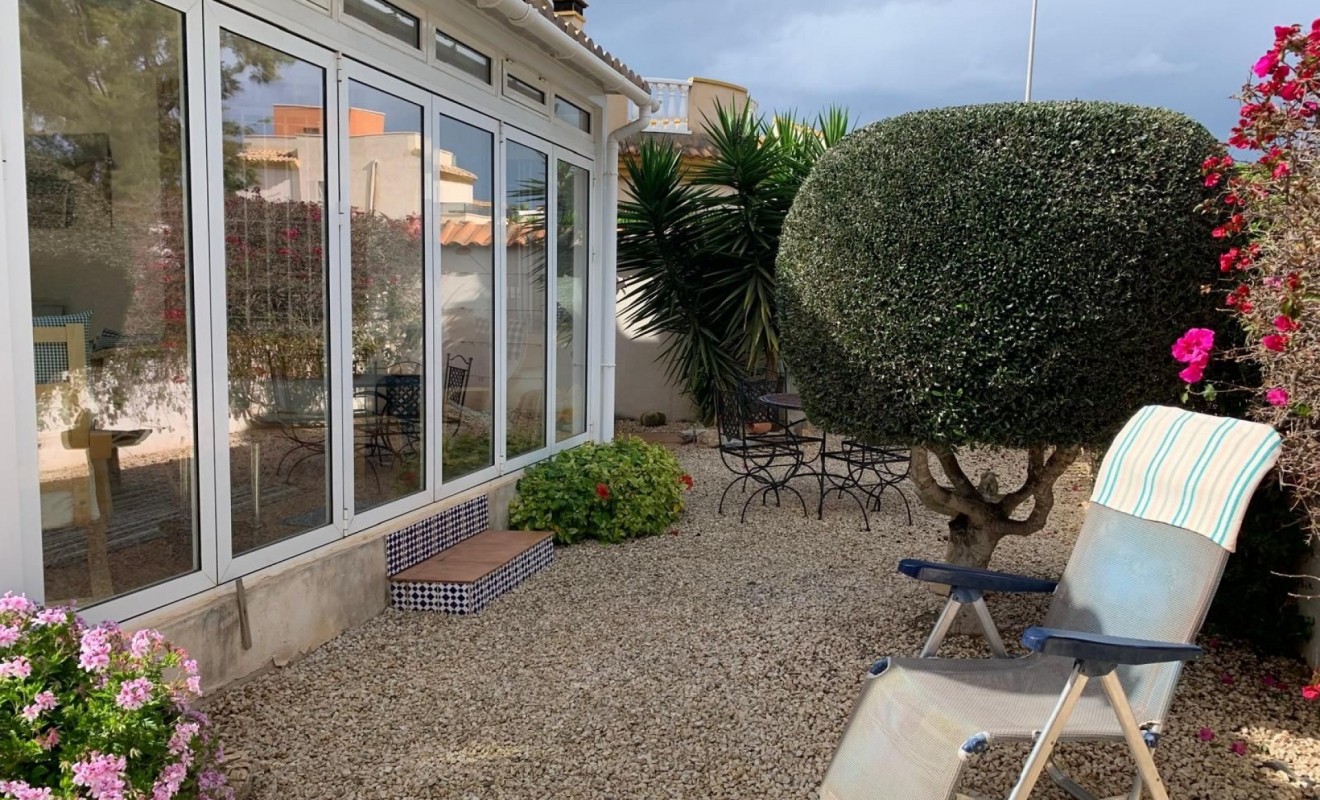 Sale - Detached House / Villa - Guardamar del Segura - Guardamar - El Raso