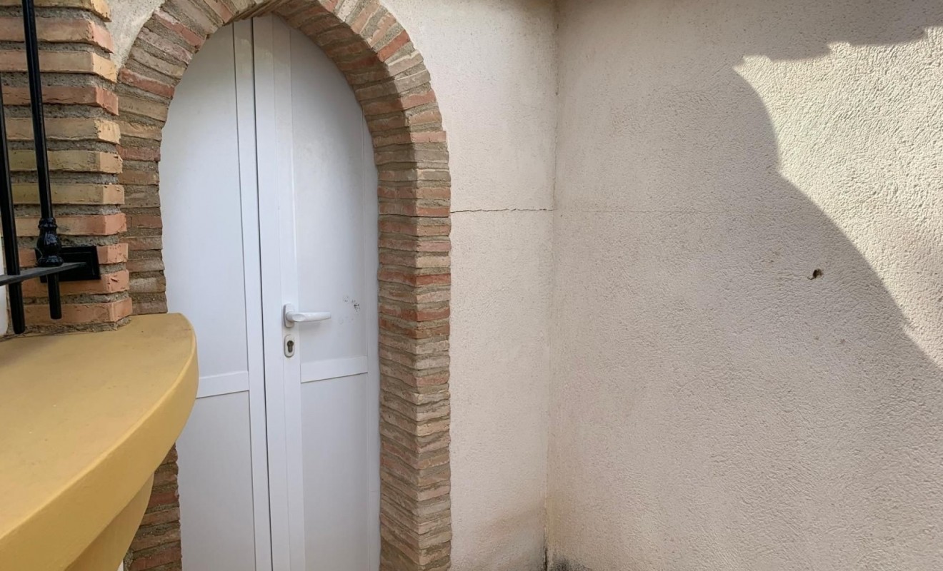 Sale - Detached House / Villa - Guardamar del Segura - Guardamar - El Raso