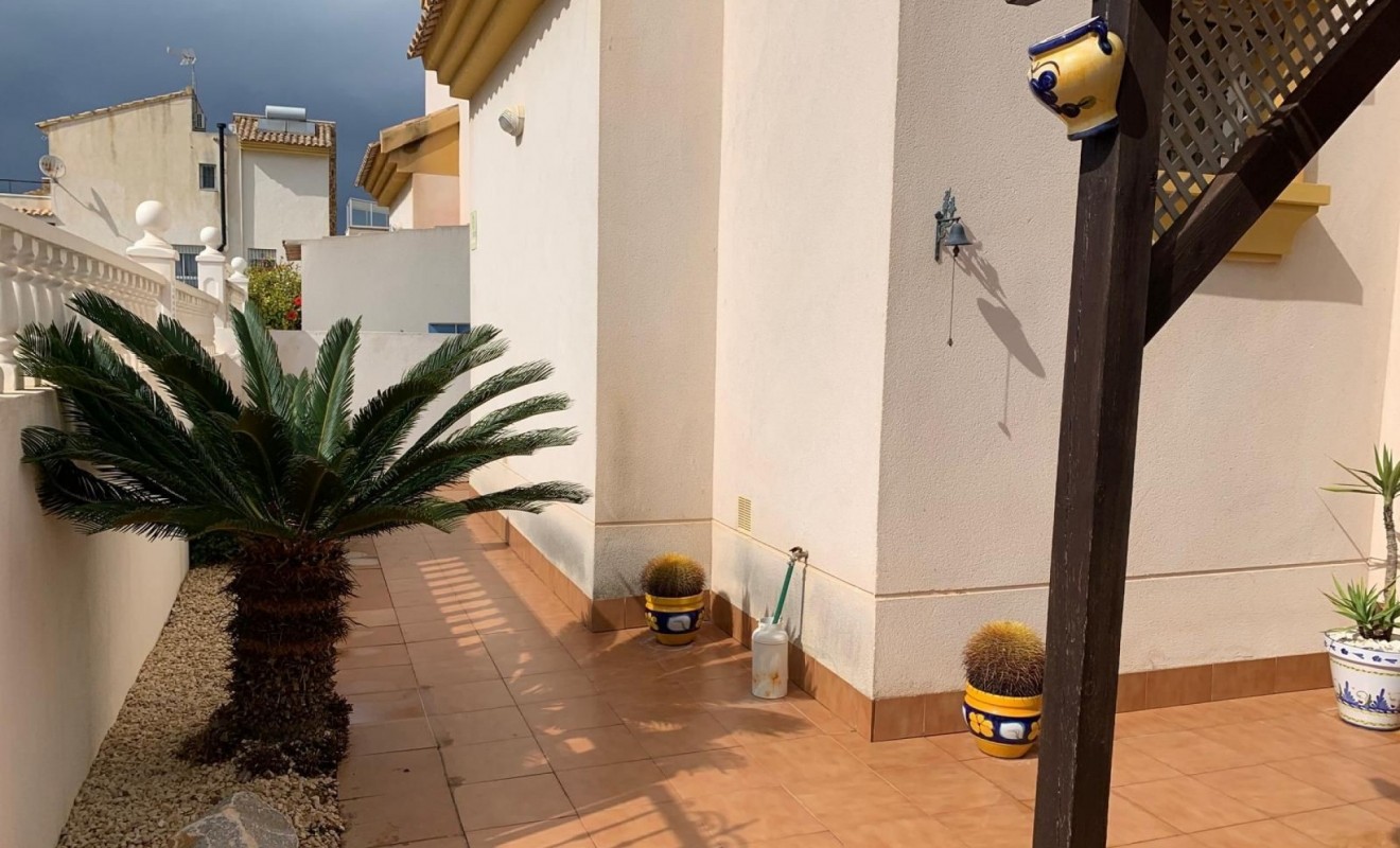 Sale - Detached House / Villa - Guardamar del Segura - Guardamar - El Raso
