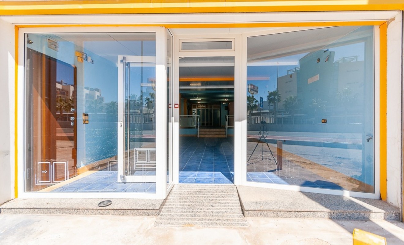 Wederverkoop - Commercial Unit - Orihuela Costa - La Regia
