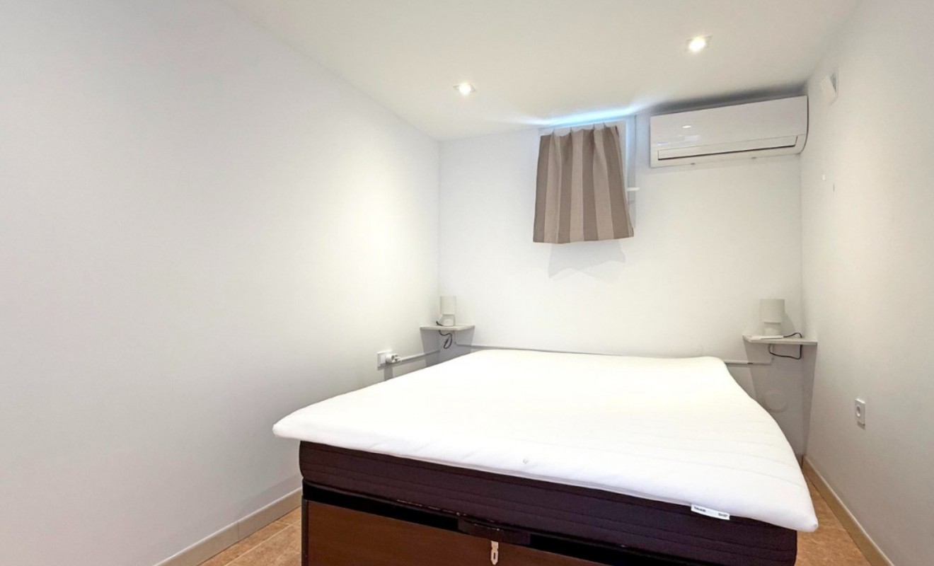 Sale - Bungalow - Torrevieja - Torrelamata - La Mata