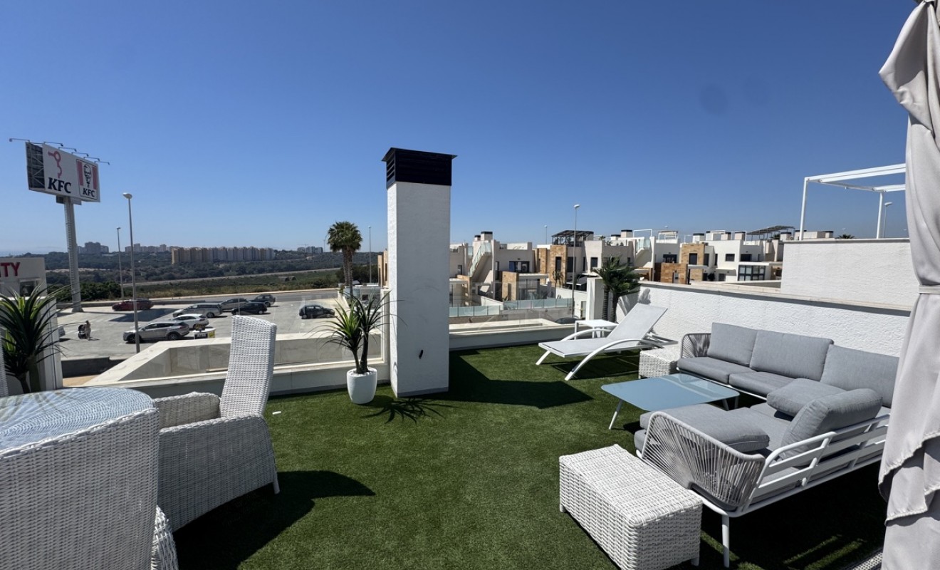 Sale - Villa - Lomas de Cabo Roig