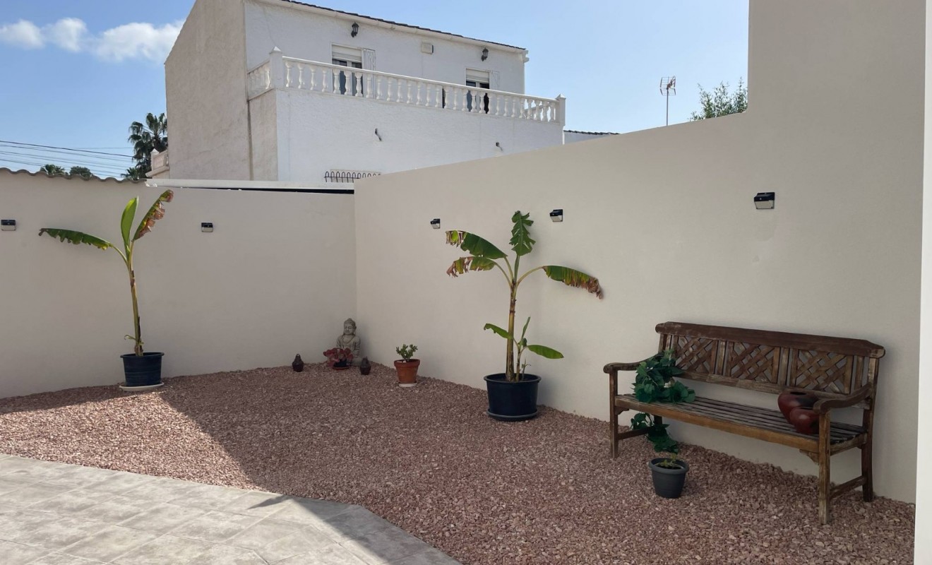 Wederverkoop - Villa - Torrevieja - San Luis