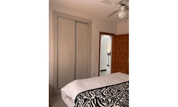 Wederverkoop - Villa - Torrevieja - San Luis