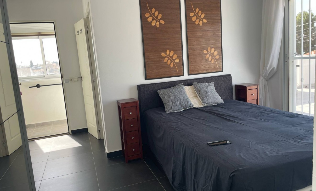 Wederverkoop - Villa - Torrevieja - San Luis