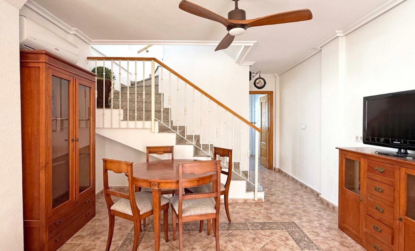 Sale - Semi Detached Villa - Orihuela Costa - Los Altos