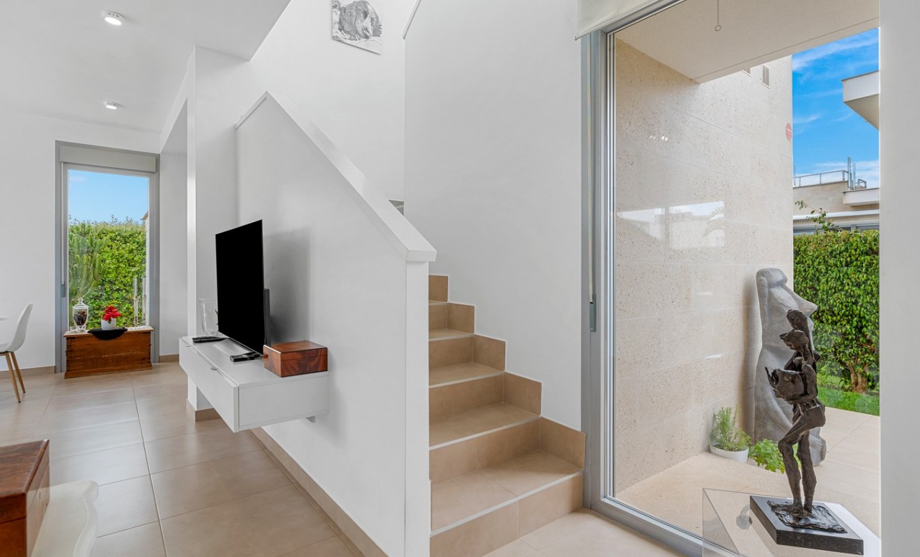 Sale - Villa - Orihuela - Vistabella Golf