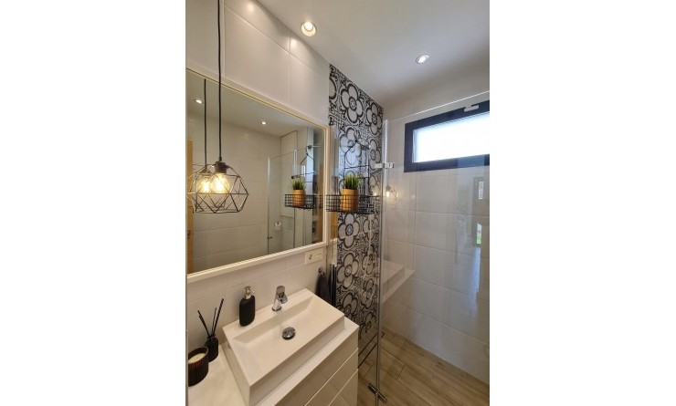 Sale - Villa - Orihuela - La Zenia