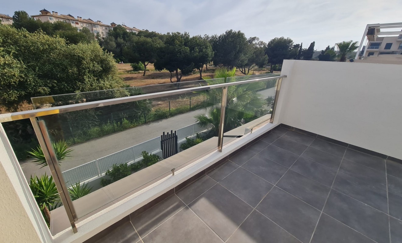 Sale - Villa - Orihuela - La Zenia