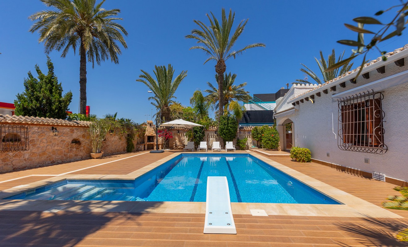 Wederverkoop - Villa - Orihuela - Orihuela Costa