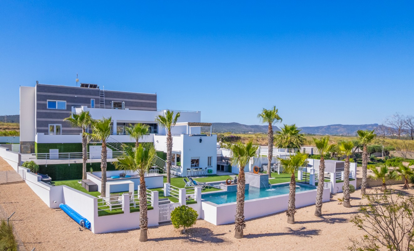 Sale - Villa - Torremendo