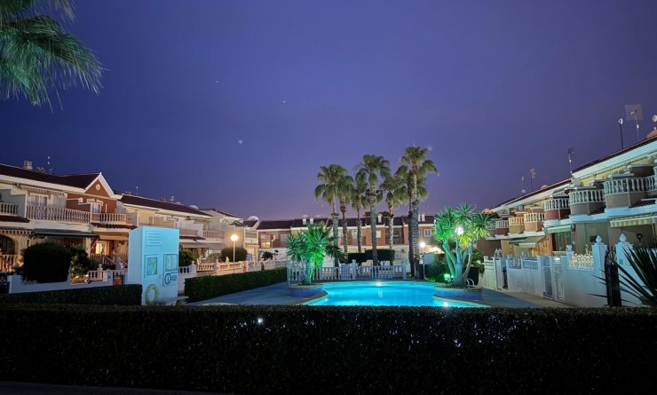 Revente - Maison de ville - Ciudad quesada - Doña pepa