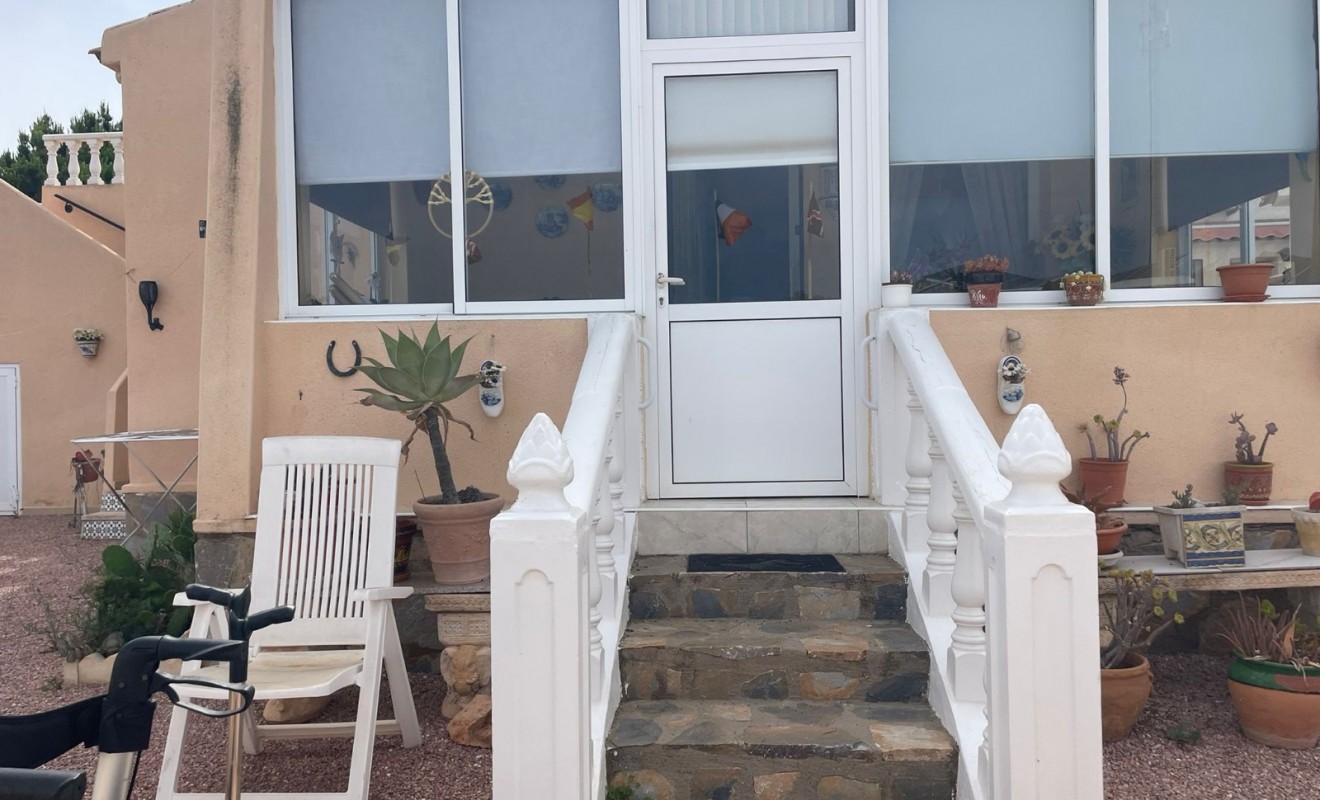 Sale - 2. Town house - Orihuela Costa - La Florida