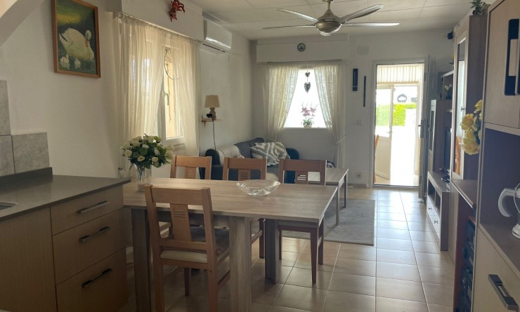 Sale - 2. Town house - Orihuela Costa - La Florida