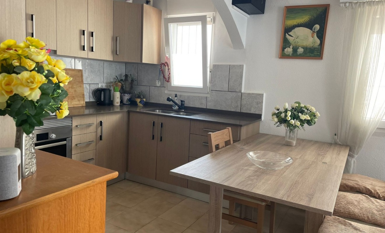 Sale - 2. Town house - Orihuela Costa - La Florida