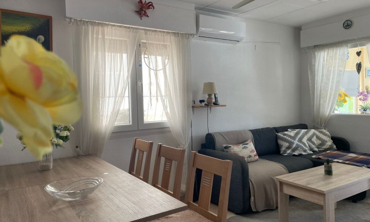 Sale - 2. Town house - Orihuela Costa - La Florida