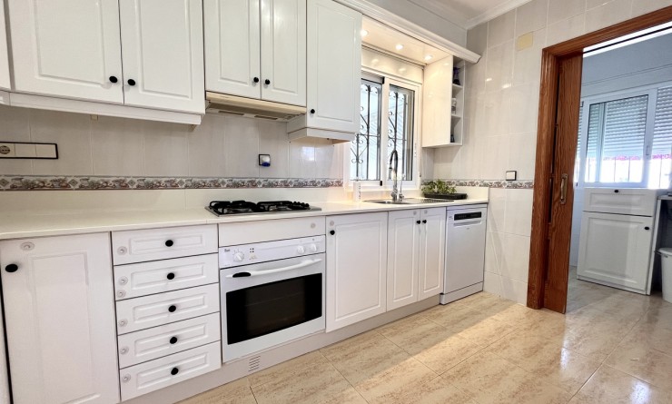 Revente - Villa - San Miguel de Salinas