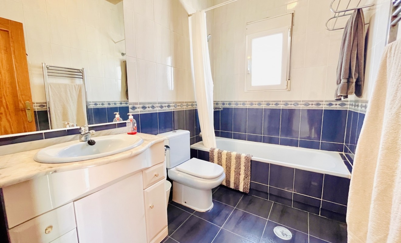 Revente - Villa - San Miguel de Salinas