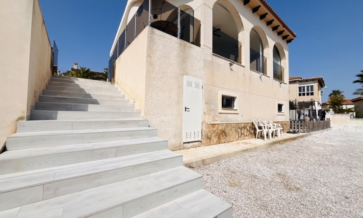 Revente - Villa - San Miguel de Salinas