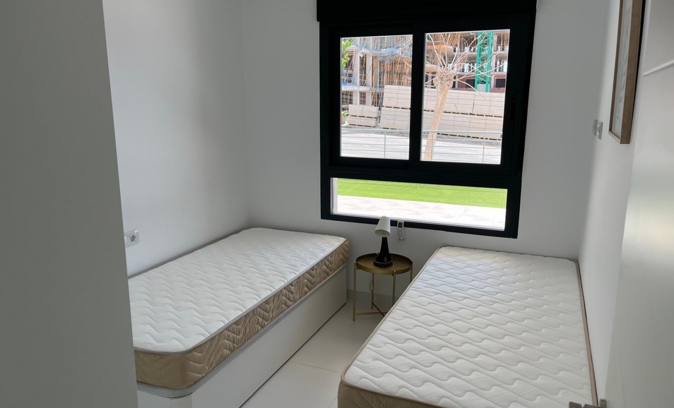 Revente - A. Apartment / flat - San Miguel de Salinas