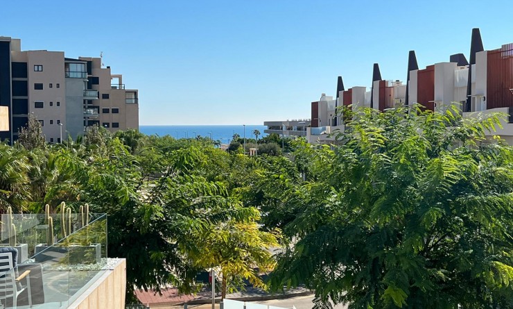 Sale - Villa - Mil Palmeras - Costa Blanca Sur