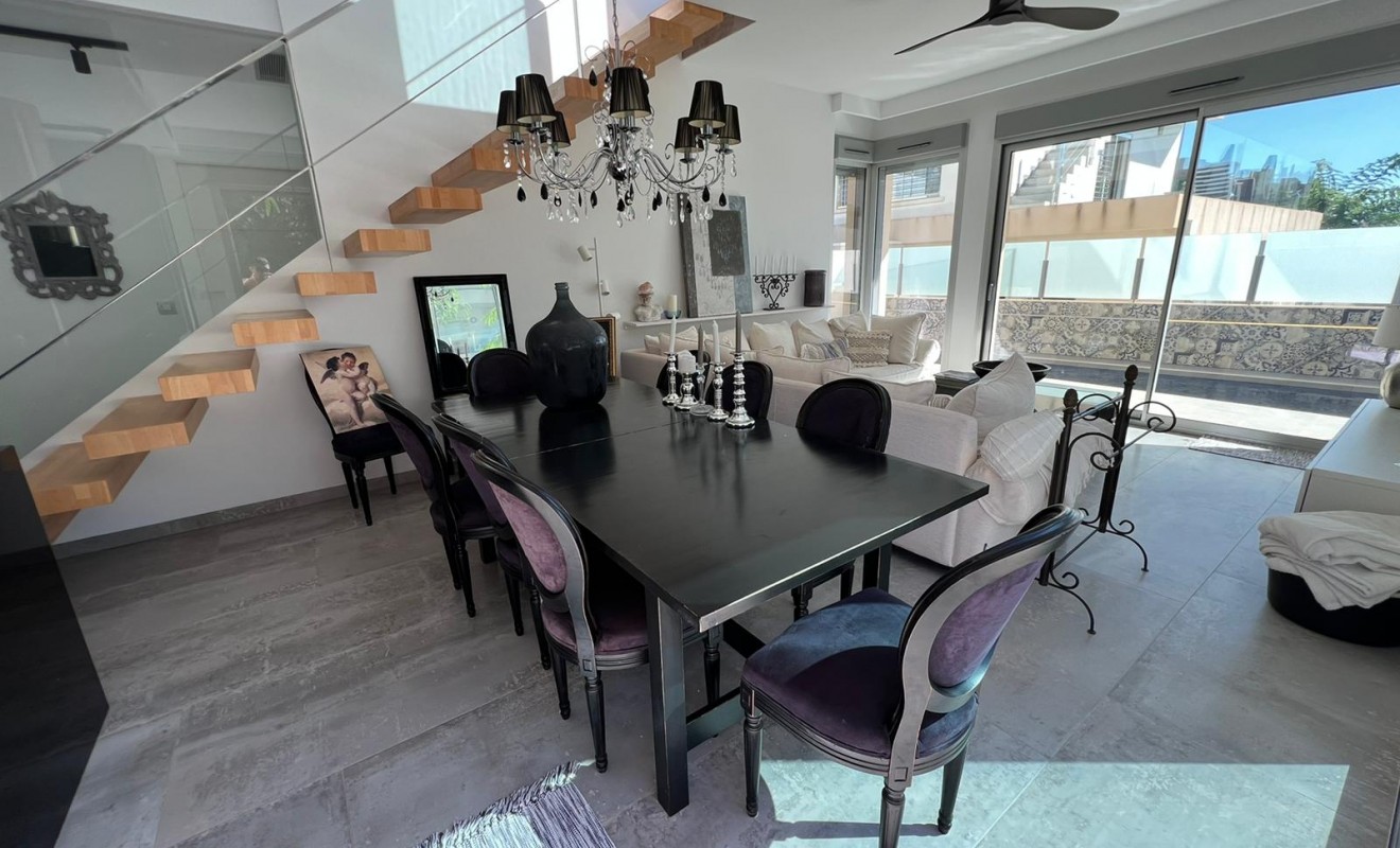 Sale - Villa - Mil Palmeras - Costa Blanca Sur