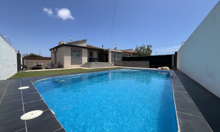 Wederverkoop - semi_detached_house - Torrevieja - Costa Blanca Sur