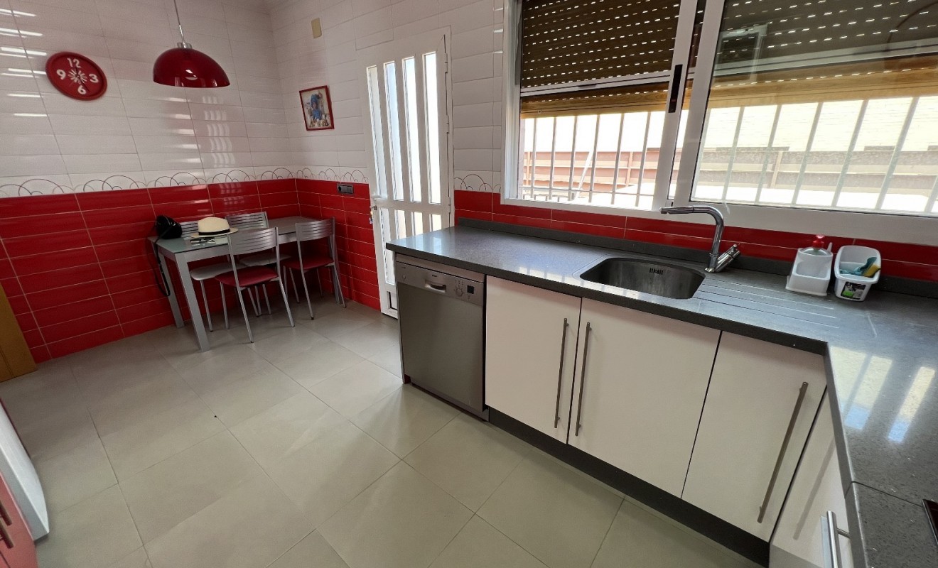 Wederverkoop - semi_detached_house - Torrevieja - Costa Blanca Sur