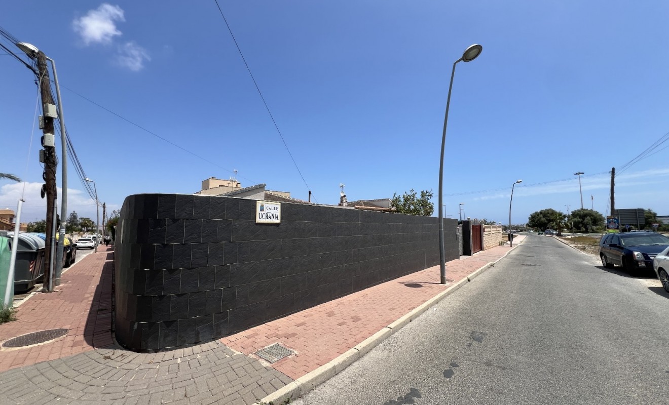 Wederverkoop - semi_detached_house - Torrevieja - Costa Blanca Sur