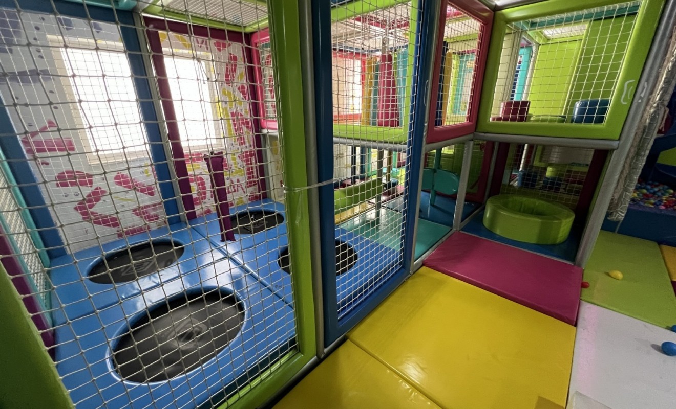 Sale - commercial_building - Torrevieja - Costa Blanca Sur