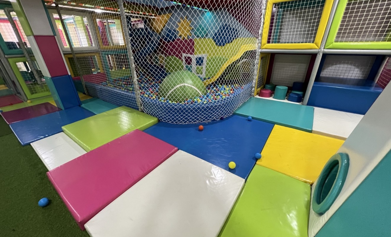 Sale - commercial_building - Torrevieja - Costa Blanca Sur