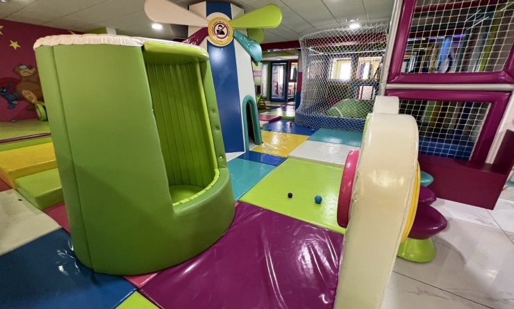 Sale - commercial_building - Torrevieja - Costa Blanca Sur