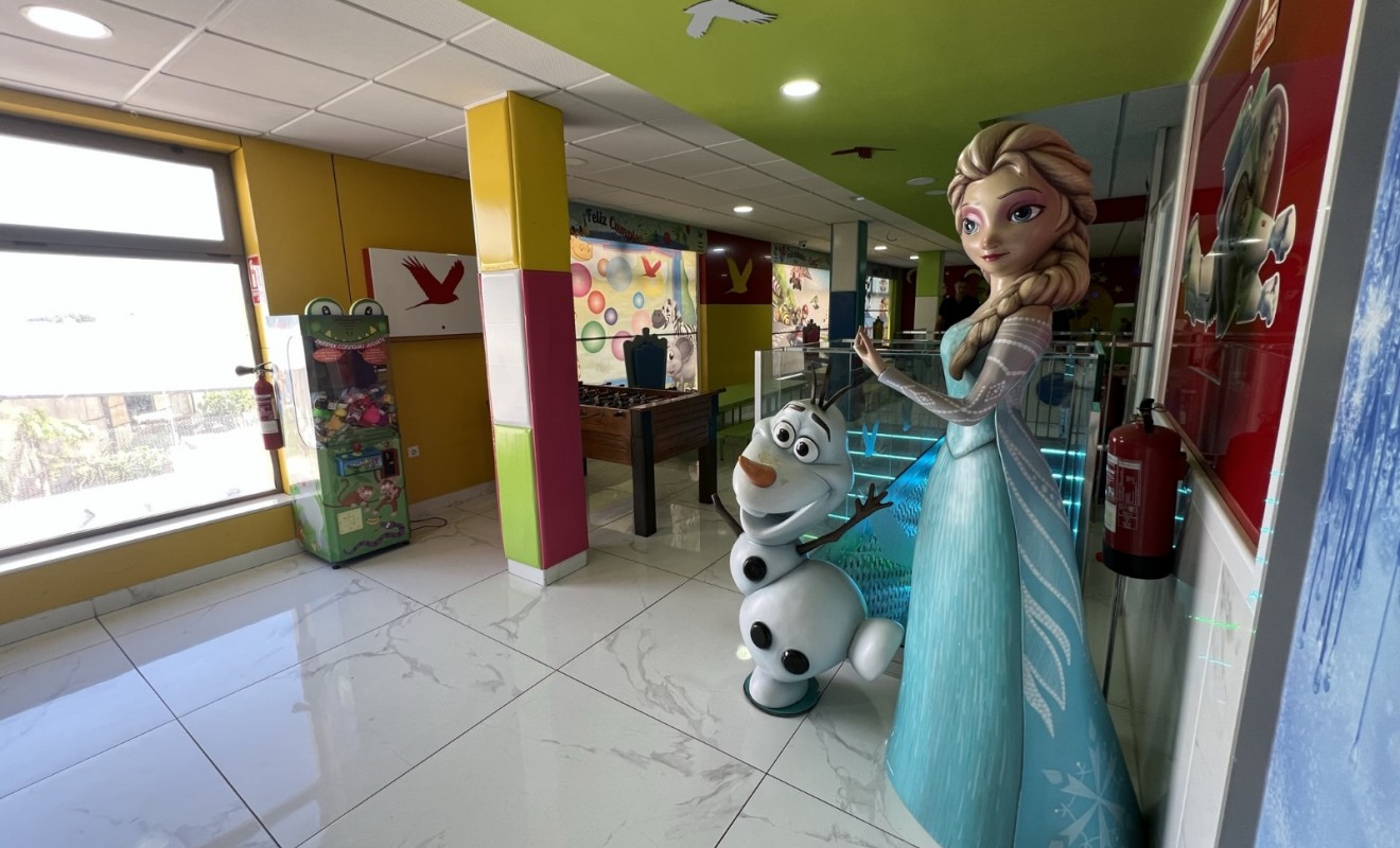 Sale - commercial_building - Torrevieja - Costa Blanca Sur