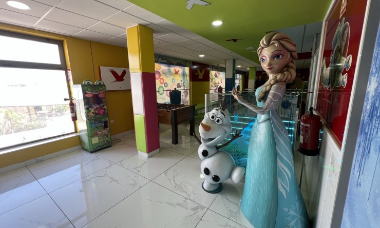 Sale - commercial_building - Torrevieja - Costa Blanca Sur