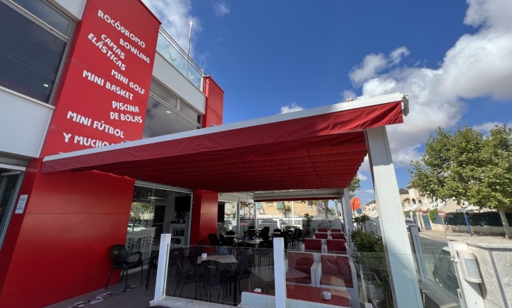 Sale - commercial_building - Torrevieja - Costa Blanca Sur