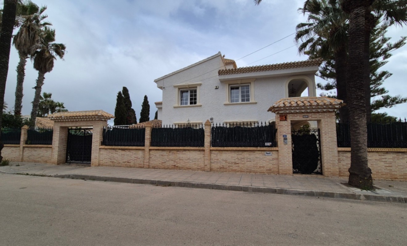 Wederverkoop - detached_house - Orihuela - Costa Blanca Sur