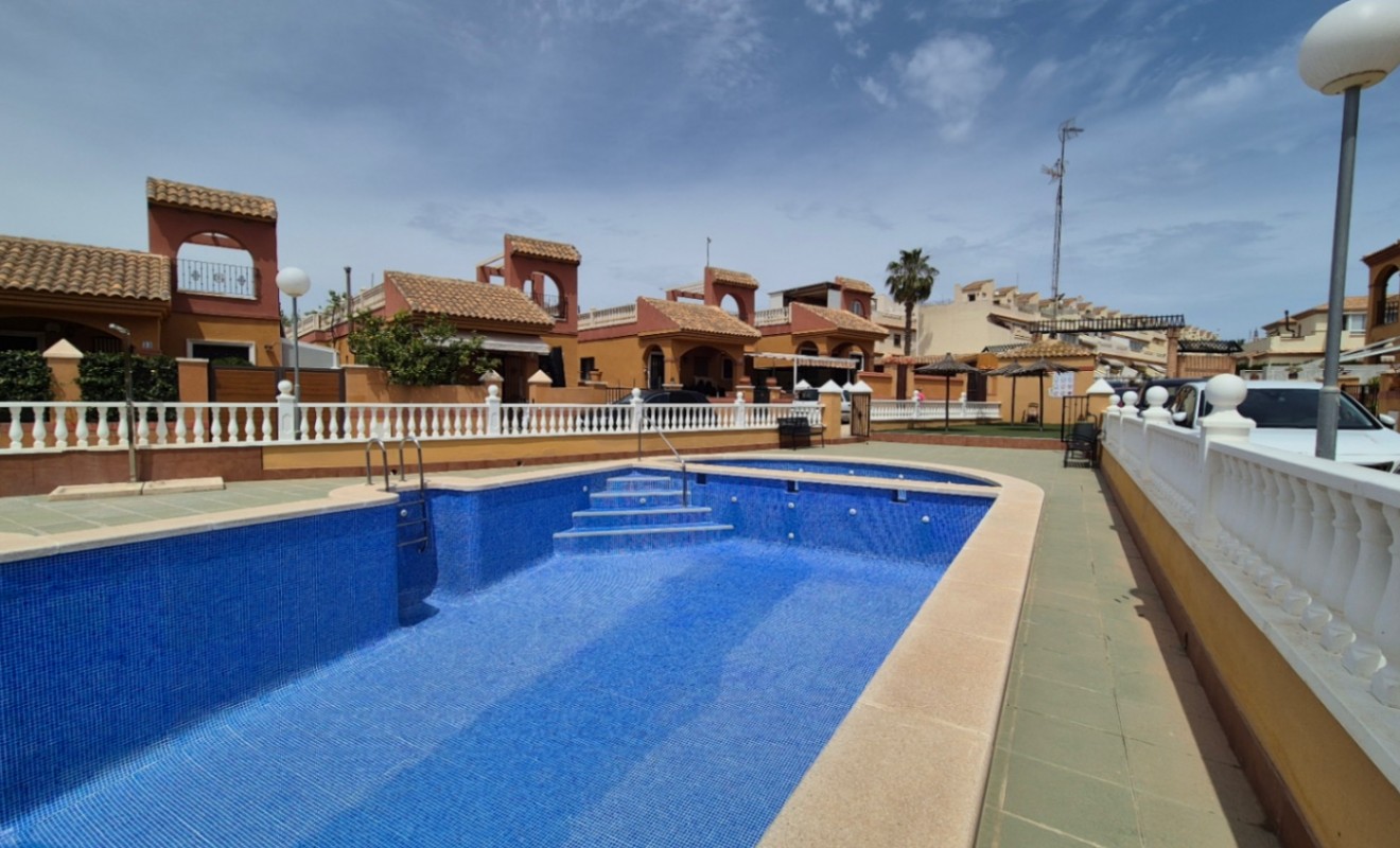 Wederverkoop - detached_house - Torrevieja - Costa Blanca Sur