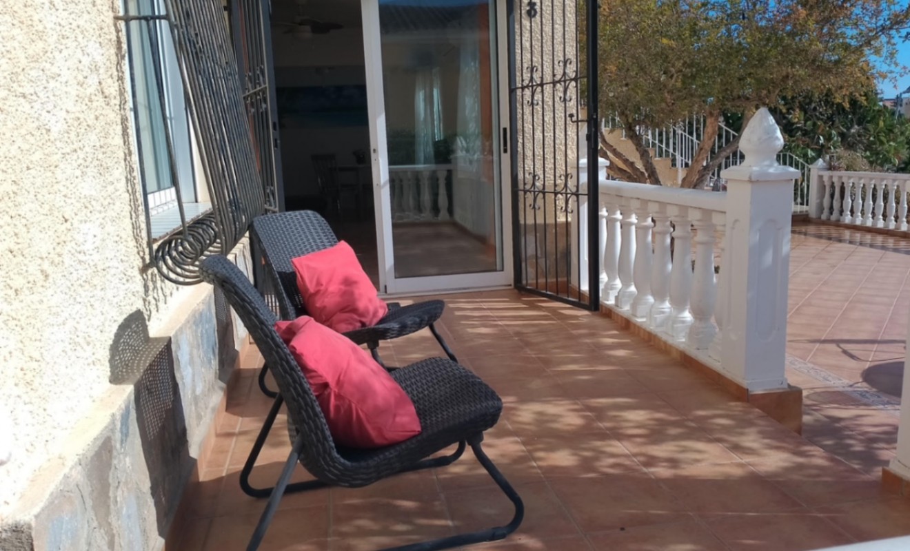 Wederverkoop - detached_house - Torrevieja - Costa Blanca Sur