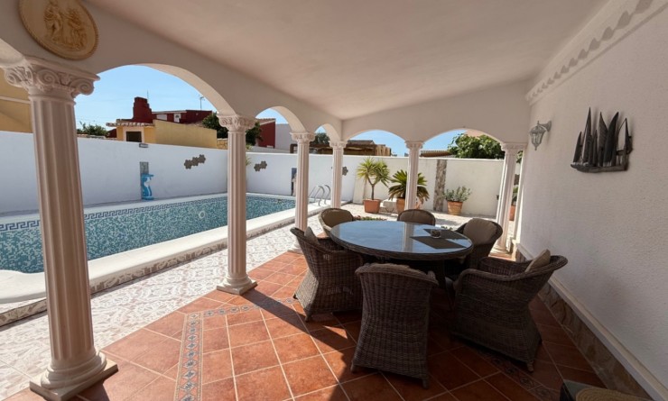 Wederverkoop - detached_house - Torrevieja - Costa Blanca Sur